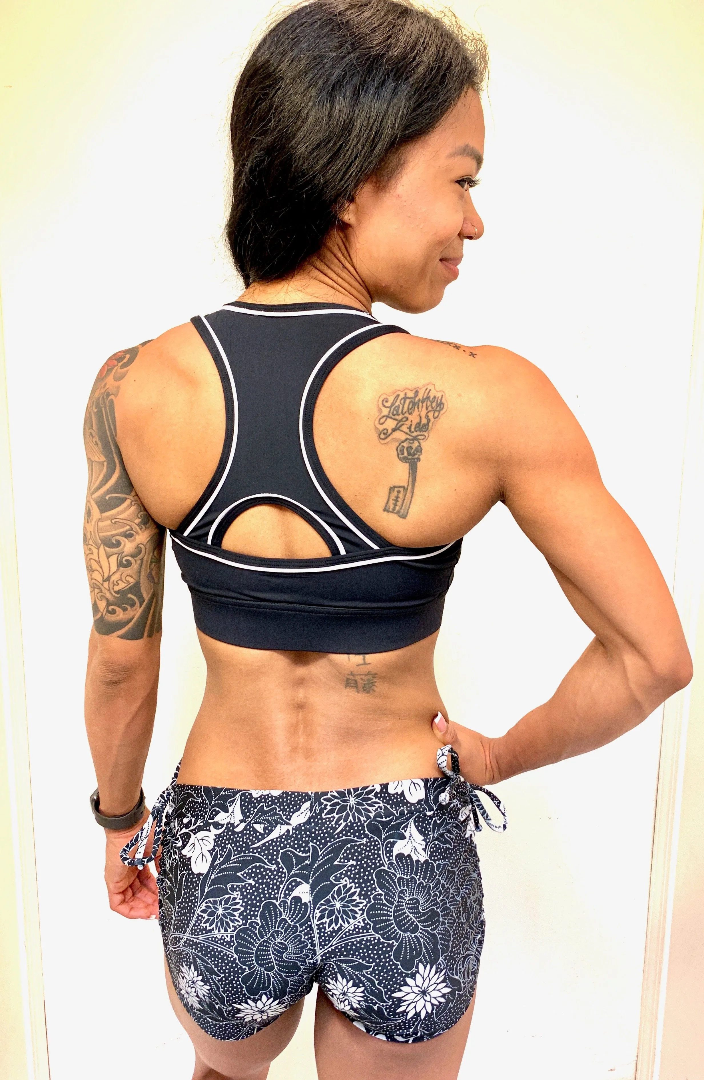 Last Chance! Onzie Flow Yoga Hyper Beam Bra 3095